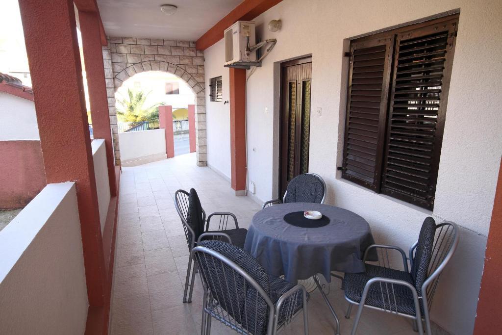 Apartments Vila Galileo Budva Phòng bức ảnh