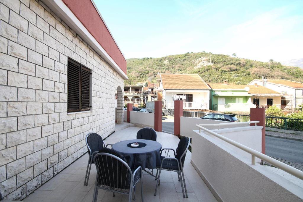 Apartments Vila Galileo Budva Phòng bức ảnh