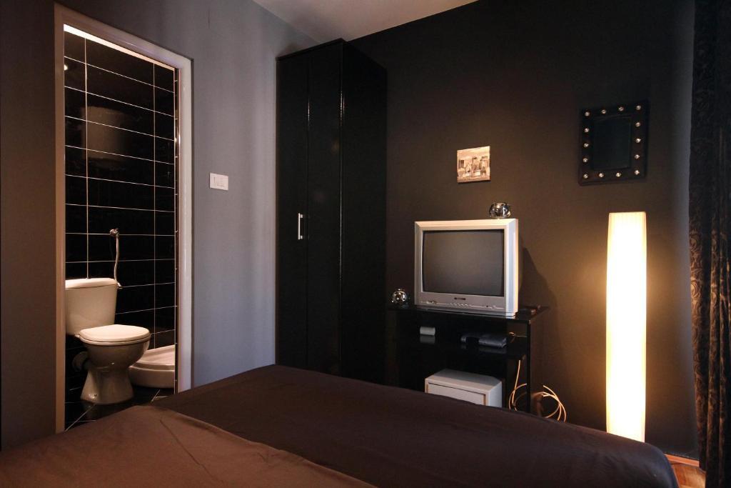 Apartments Vila Galileo Budva Phòng bức ảnh