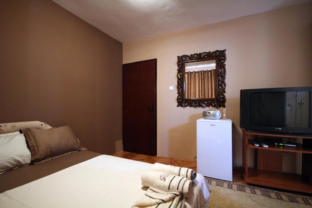 Apartments Vila Galileo Budva Phòng bức ảnh