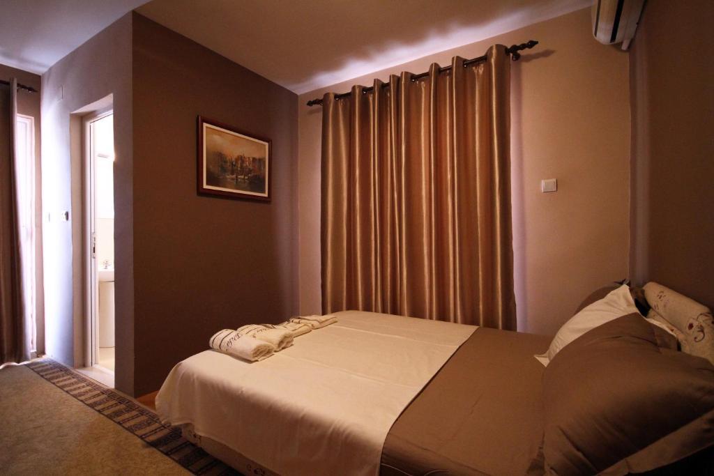 Apartments Vila Galileo Budva Phòng bức ảnh